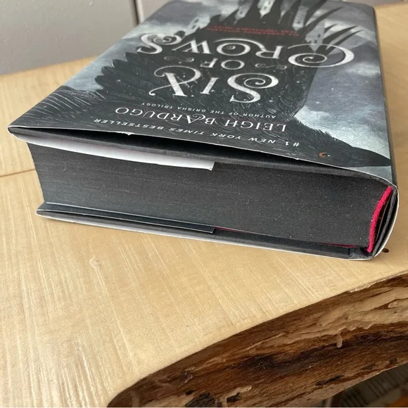 JUST IN Six of Crows Bardugo Fantasy Heist Novel Intrigue Teen Fiction Hardcover - Picture 4 of 9